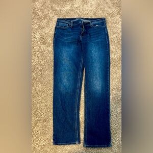 Old Navy Mid-Rise Boyfriend Jeans